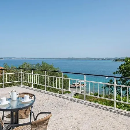 Apartman Strikandic * Zlarin